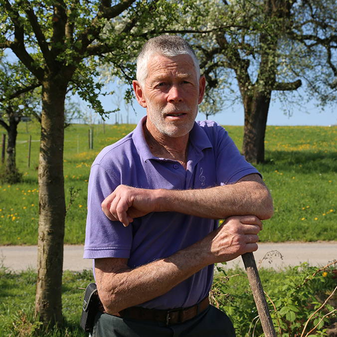 Walter Höhn ist Meisterlandwirt. Die Arbeit auf dem Hof ist für ihn jeden Tag eine Bereicherung.